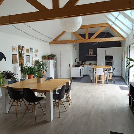 Séjour chez l'habitant Chambre Dans Corps De Ferme A La Campagne *